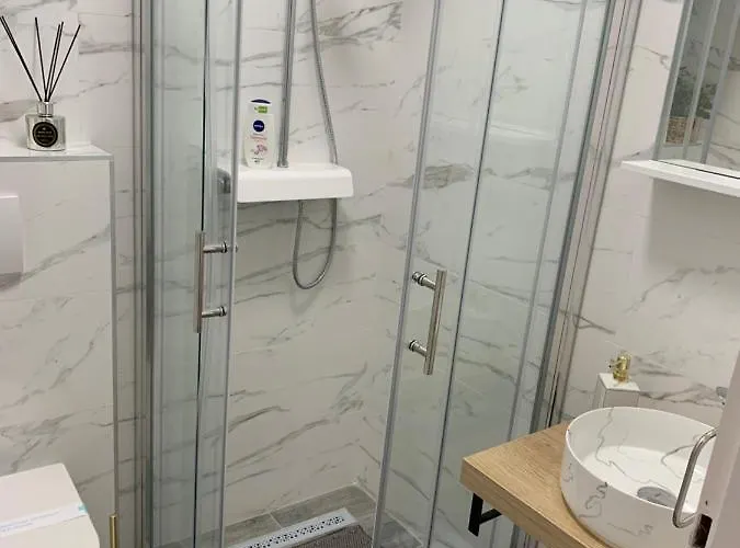 ゲストハウス Sun&fun フヴァル