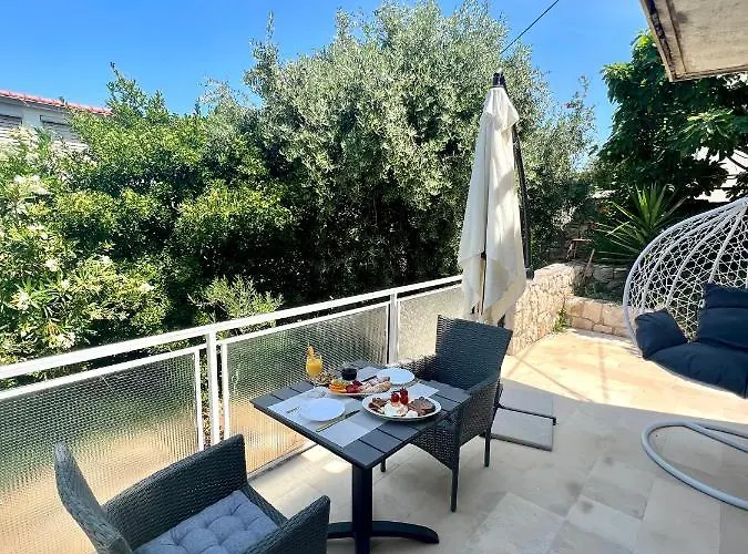 Sun&fun ゲストハウス 4*